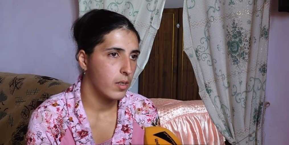 Мина сувари высказалась об общественном давлении на матерей и процитировала лунную книгу | dailyposter