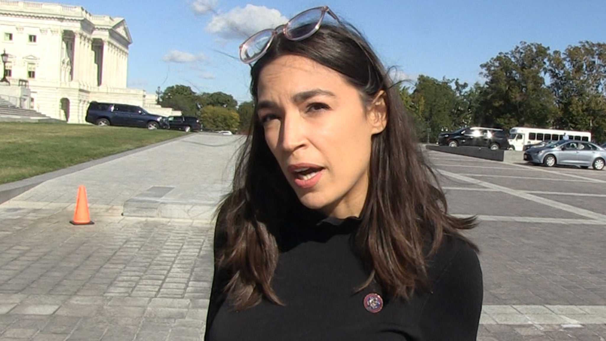 Alexandria ocasio-cortez - life, education & platform